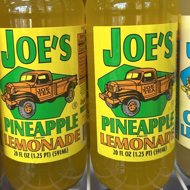 JOE’S PINEAPPLE LEMONADE.