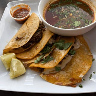 QUESABIRRIA TACOS 