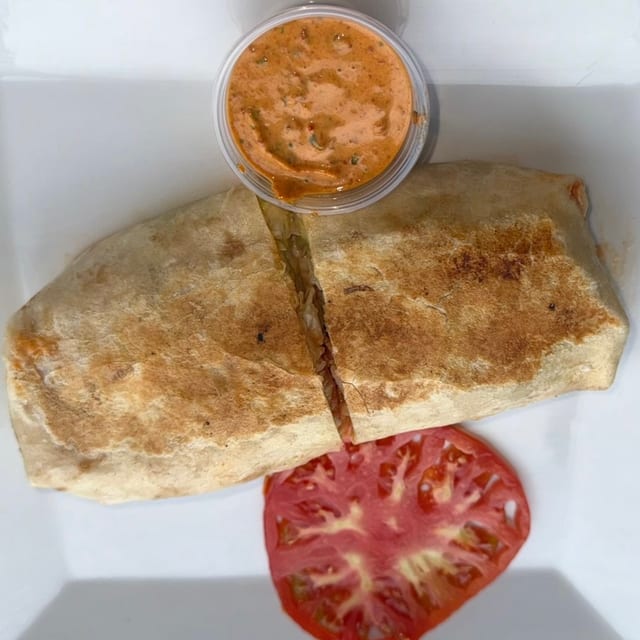 TINGA BURRITO.